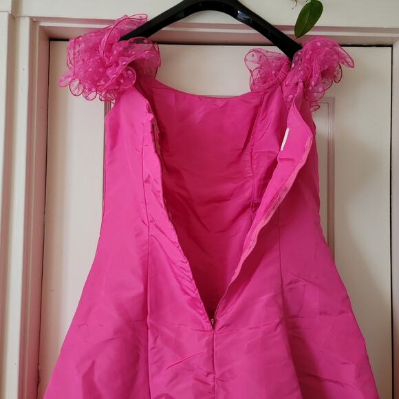Barbie Pink Vintage Party Dress Sz 10/12 Halloween Prom - Picture 9 of 9